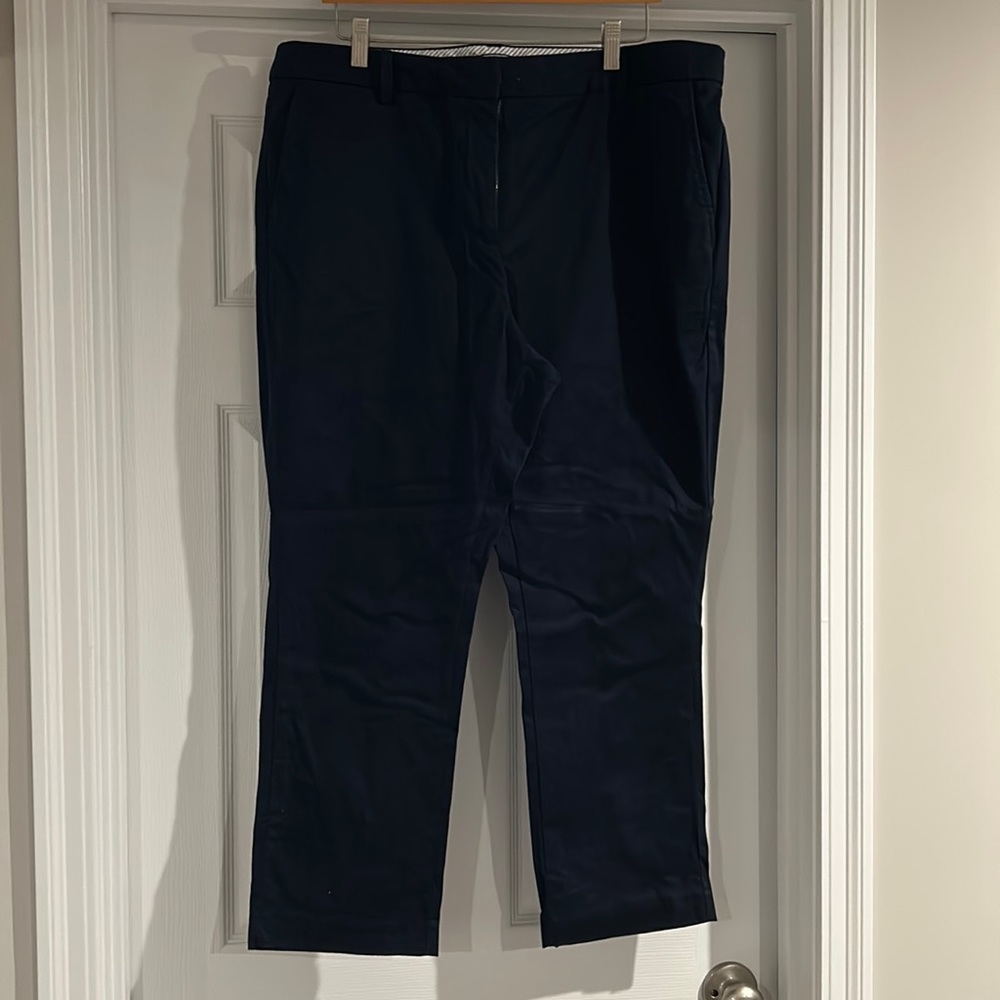 Lands End straight leg crops